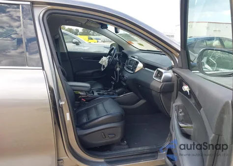 2016 Kia Sorento 3.3L Ex from USA, damaged, VIN 5XYPH4A56GG098691